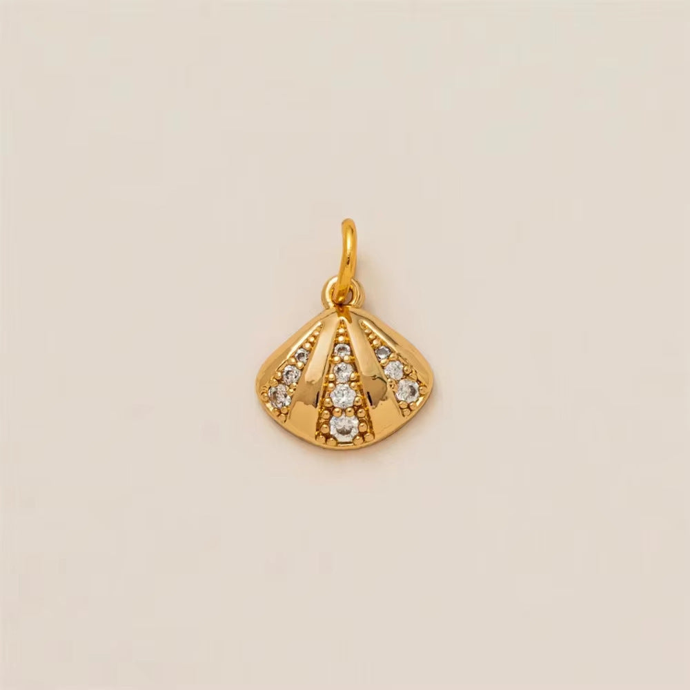 Luxury Casual Geometric Animal Brass Plated Pendant Necklace with Sea Star and Shell Elements for Unisex