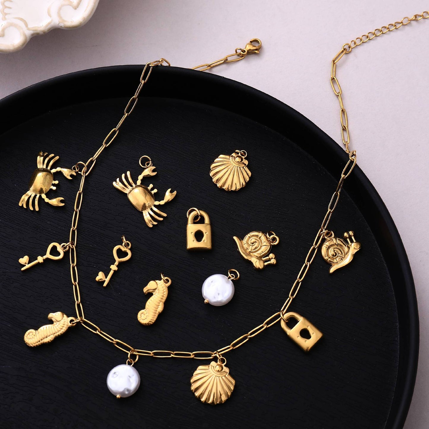 Casual 18K Gold Plated Stainless Steel Starfish Conch Shell Charm Bar Necklace for Unisex