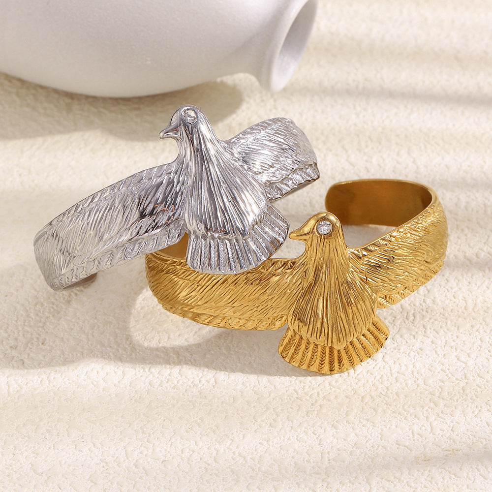 Minimalist Eagle-Shaped Stainless Steel Plated 18K Gold Bracelet for Women