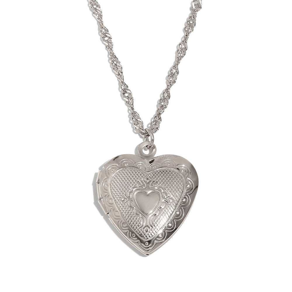 Geometric Vintage Pendant Necklace for Women Stainless Steel with 18K Gold Plating Heart-Shaped Photo Locket