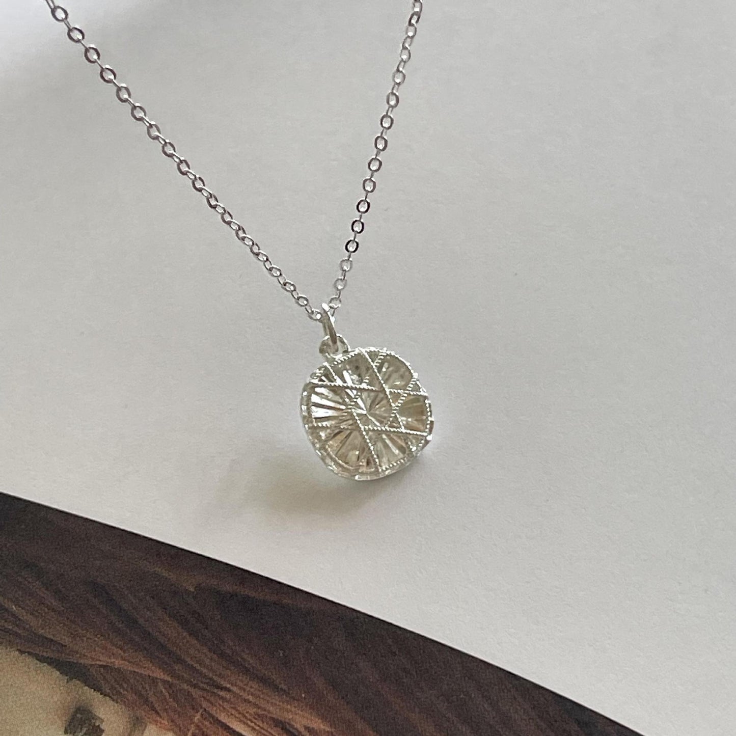 Collar con colgante cuadrado geométrico minimalista de plata de ley 925 para mujer