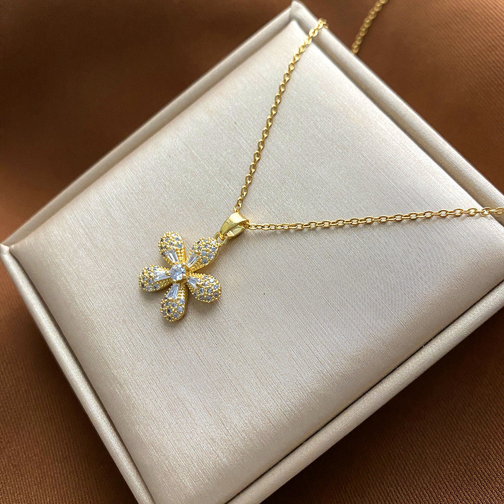Collana con Ciondolo Floreale Minimalista per Donne e Uomini in Acciaio al Titanio con Catena a Serpente, Finitura Galvanizzata e Design Irregolare