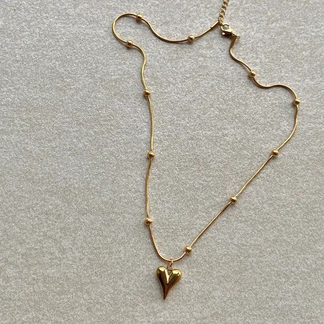 Collana con ciondolo a cuore in acciaio al titanio stile principessa con finitura placcata per donna, catena a serpente minimalista girocollo