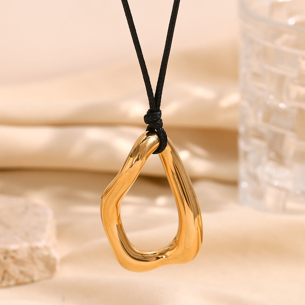 Collana rotonda geometrica irregolare 3D alla moda per donna in acciaio inossidabile con placcatura in oro 18 carati