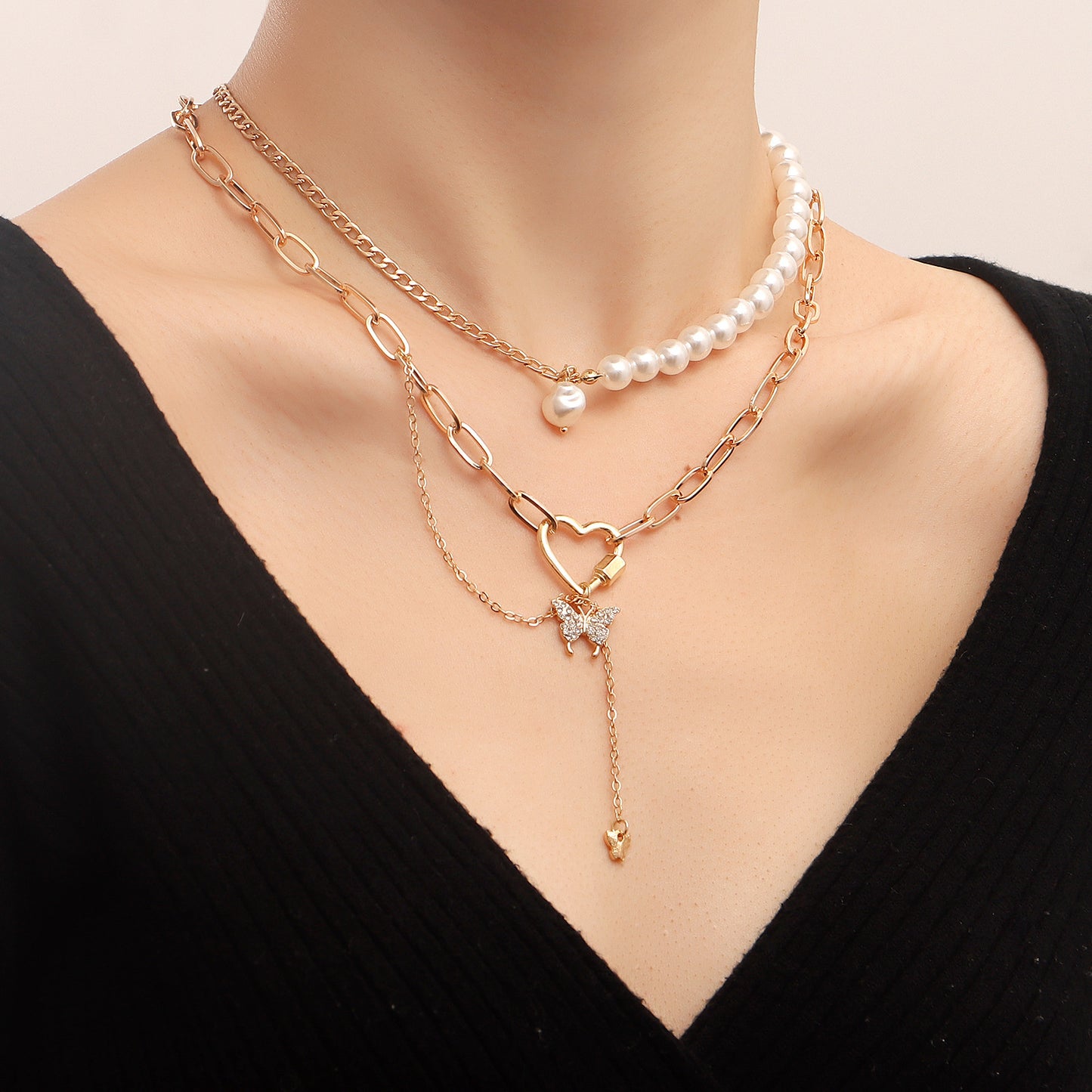 Retro Rustic Geometric Heart and Butterfly Pendant Necklace with Pearl-Like Beaded Chain in Alloy with Plating Finish