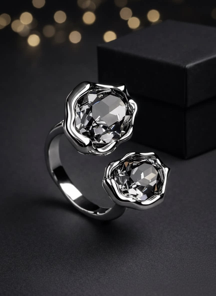 Sweet Streetwear Geometric Black Rhinestone Plated Adjustable Ring for Women