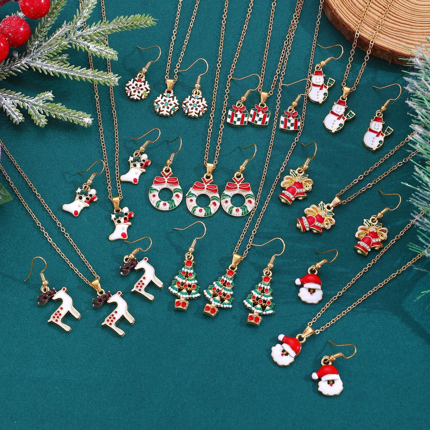 Conjunto de collar y pendientes con temática navideña para mujer, colgante de aleación con motivos de copo de nieve, Papá Noel y campana, joyería festiva minimalista electrochapada