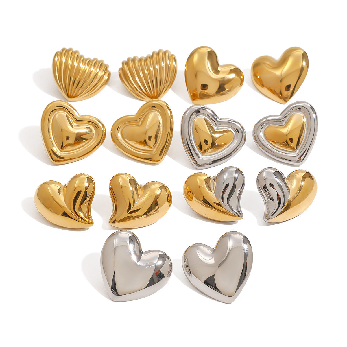 Pendientes de acero inoxidable minimalistas con forma de corazón y acabado chapado para mujer