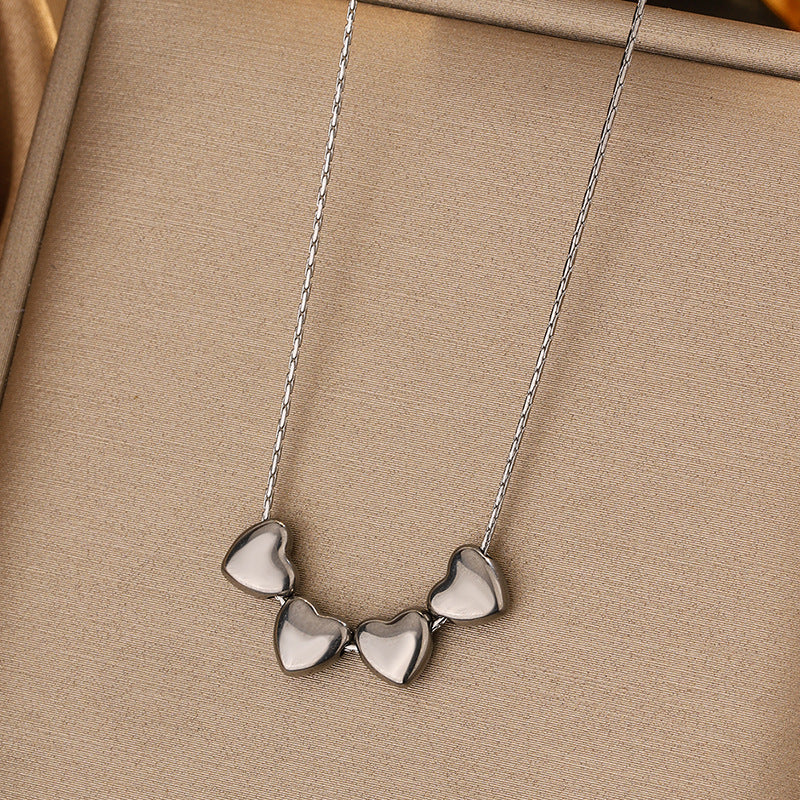 Collana da donna in acciaio inossidabile placcato con ciondolo a cuore