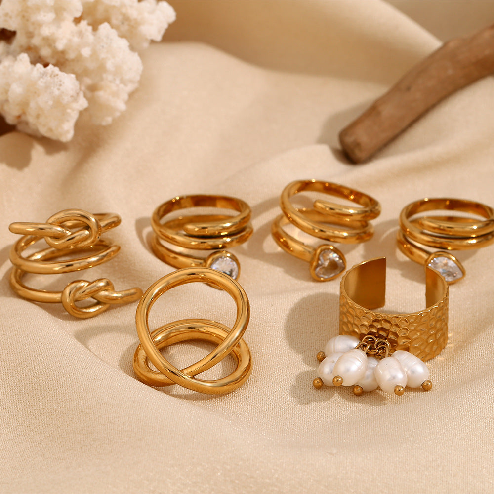 Anello a forma di testa di serpente in acciaio inossidabile placcato oro 18K da donna, design geometrico creativo