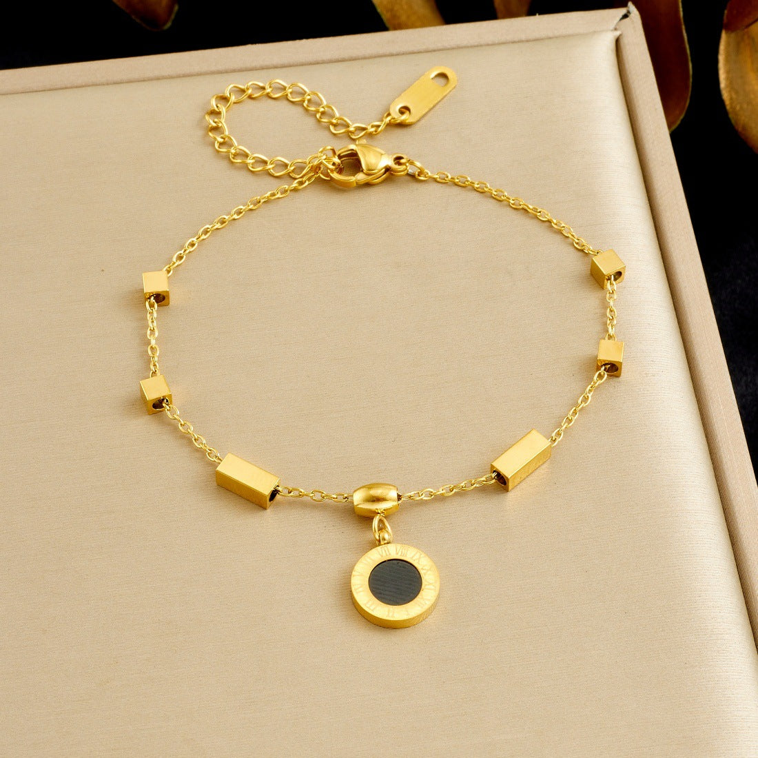 Vintage Gold Plated Round Square Geometric Stainless Steel Chain Bracelet for Women