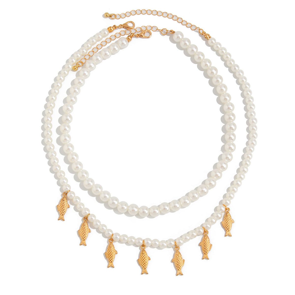 Collar colgante de pez minimalista para mujer con detalles de perlas de imitación y dije de aleación chapada en cadena de cuentas