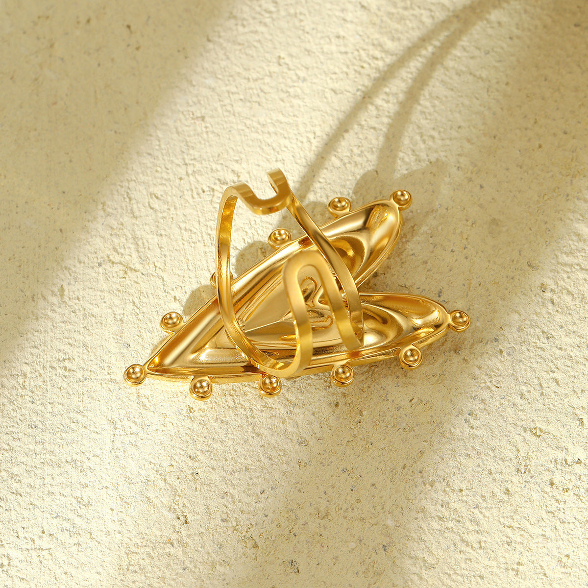 Anillo de acero de titanio chapado en forma de corazón estilo retro francés para mujer, banda de lujo minimalista de moda