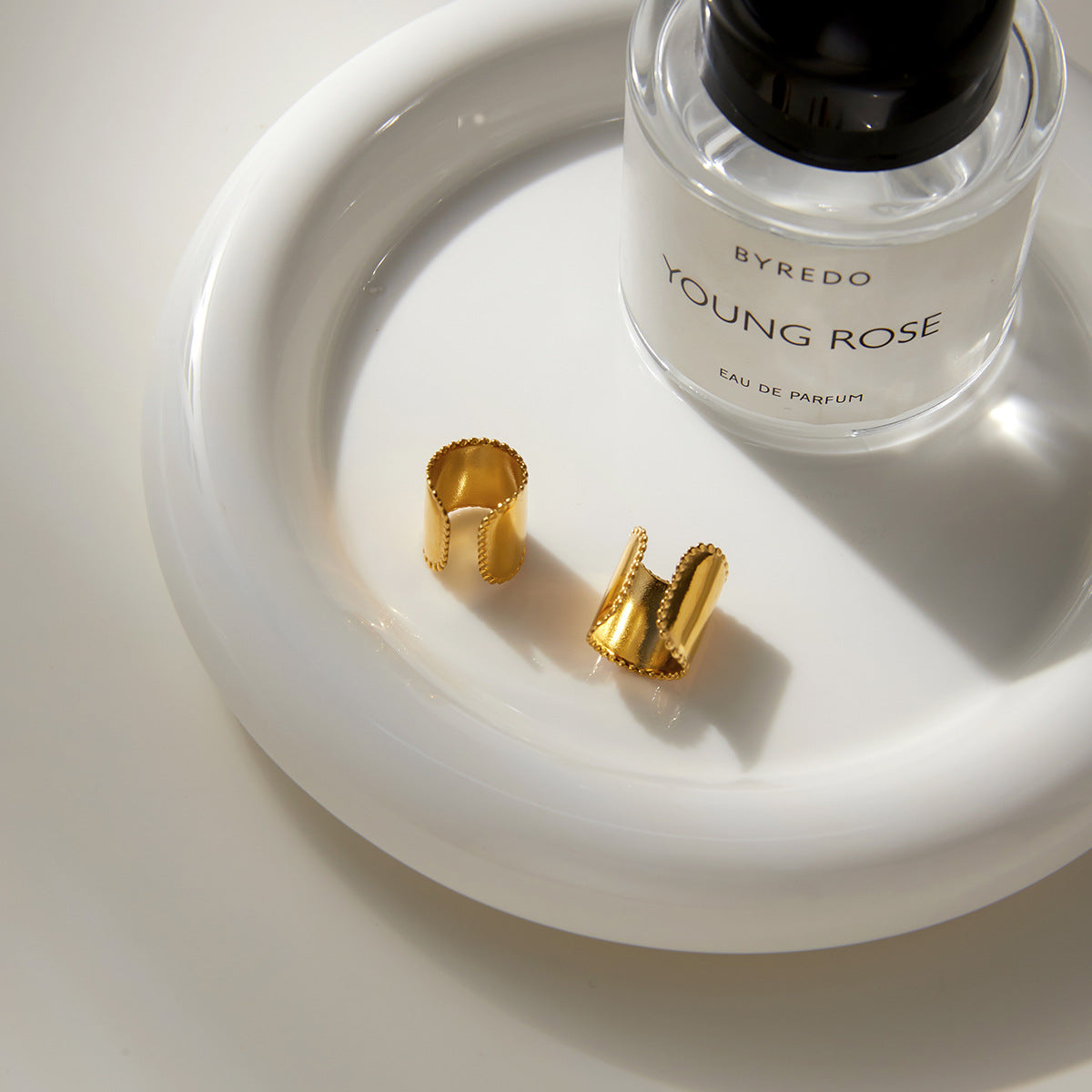 Pendiente de oreja con forma de C geométrica minimalista para mujer, aretes de lujo de acero inoxidable chapado