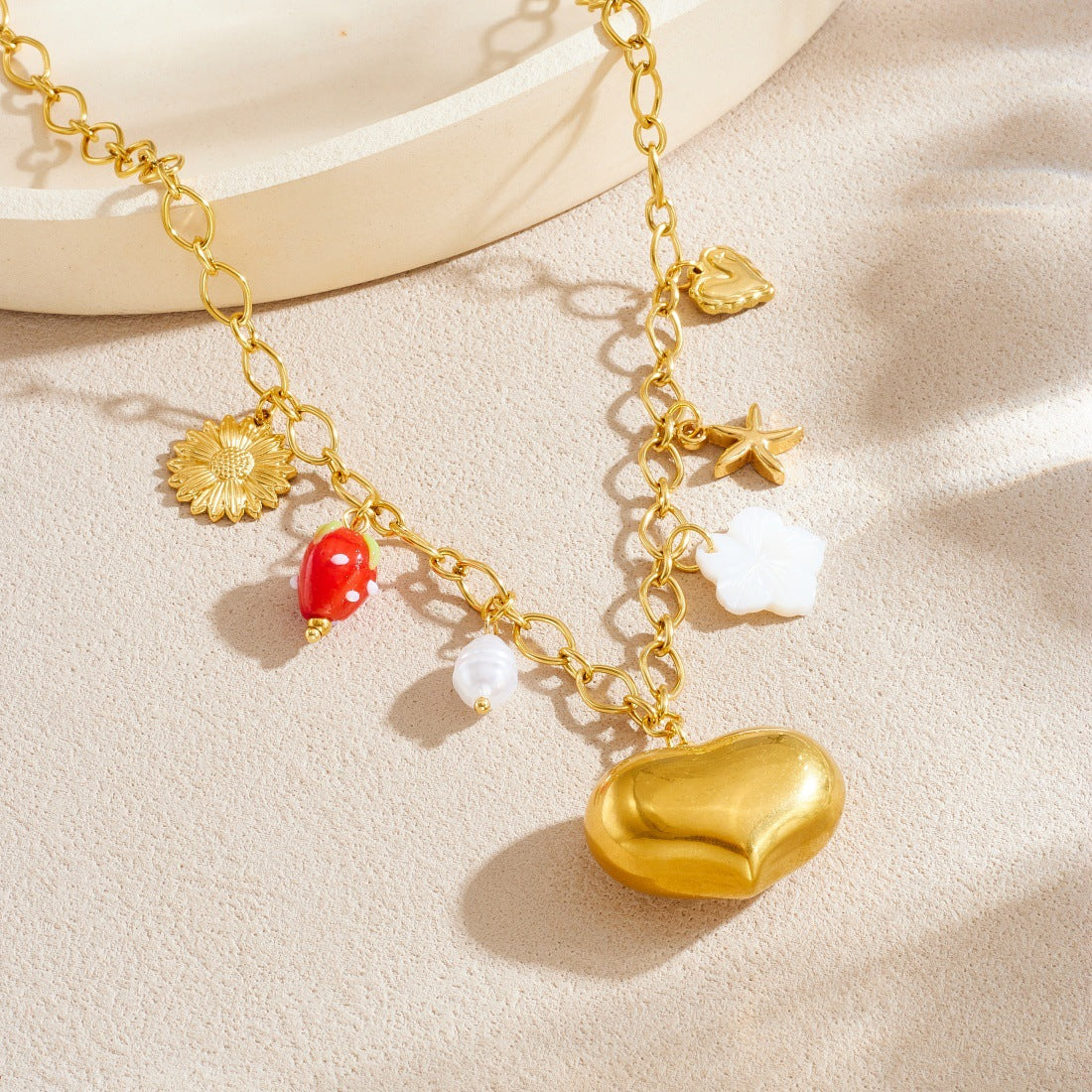 Chic Gold Plated Hollow Heart and Star Stainless Steel Necklace for Women