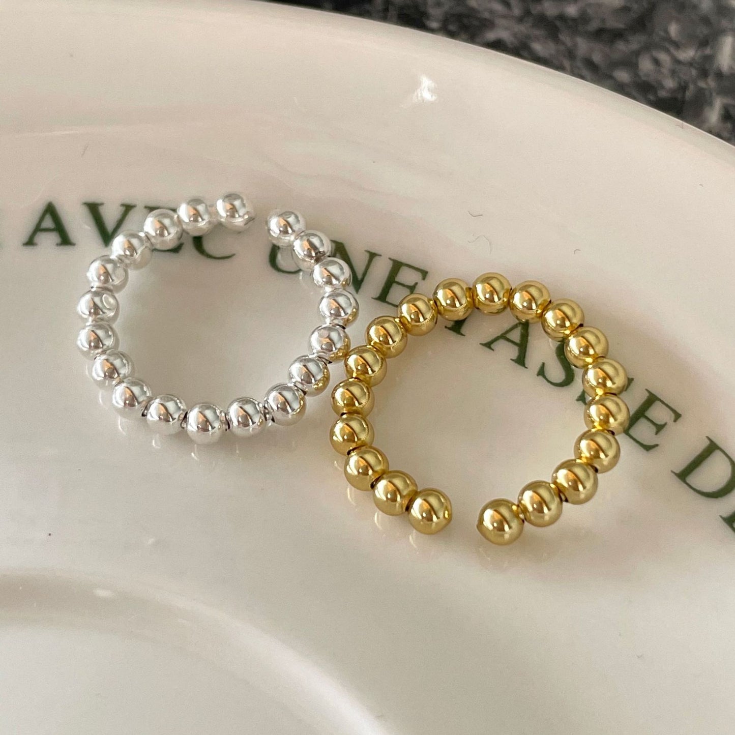 Anello Aperto da Donna Minimalista con Sfera Rotonda in Argento Sterling 925