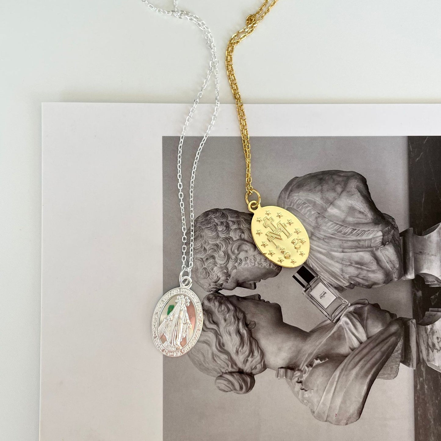 Vintage Minimalist 925 Sterling Silver Round Pendant Ball Chain Necklace