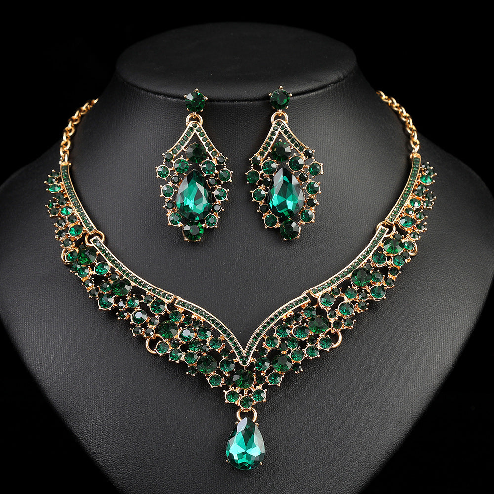 Conjunto de collar y pendientes de aleación con diseño floral de estilo vintage para mujer, con acabado galvanizado, collar de cadena tipo O a juego con pendientes