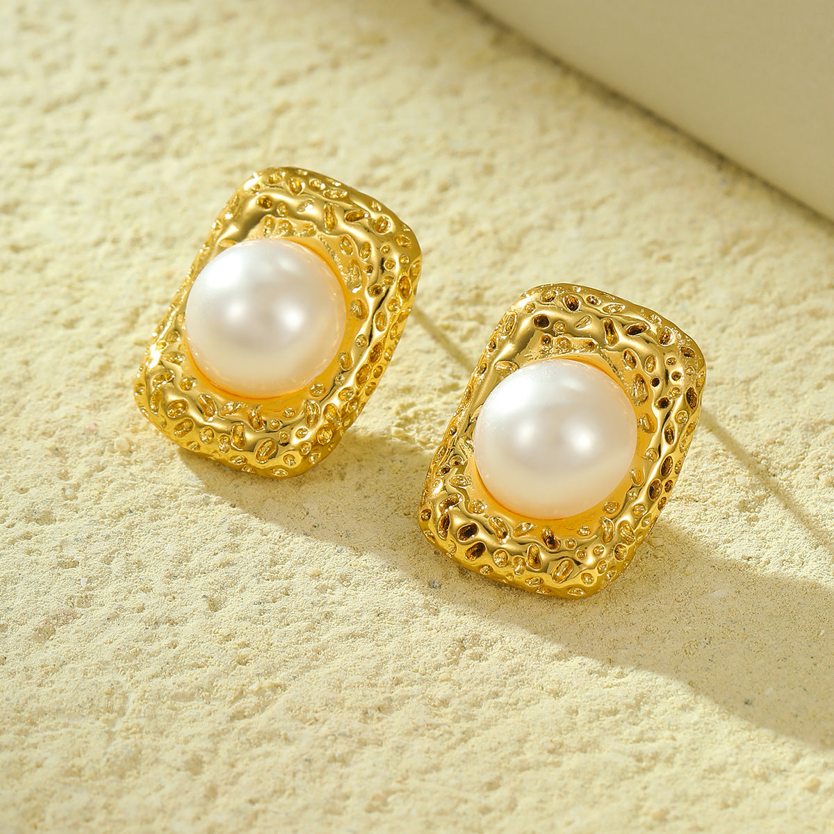 Vintage Style Square Hammered Titanium Steel Earrings with 18K Gold Plating and Pearl Inlay