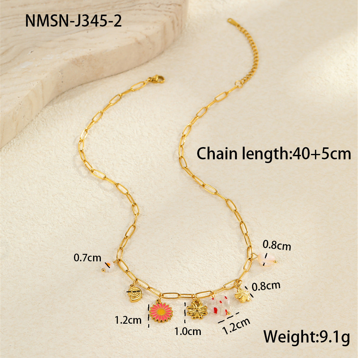 Elegante collar de acero de titanio con diseño floral y de conchas marinas inspirado en el océano, chapado en oro de 18K para mujer