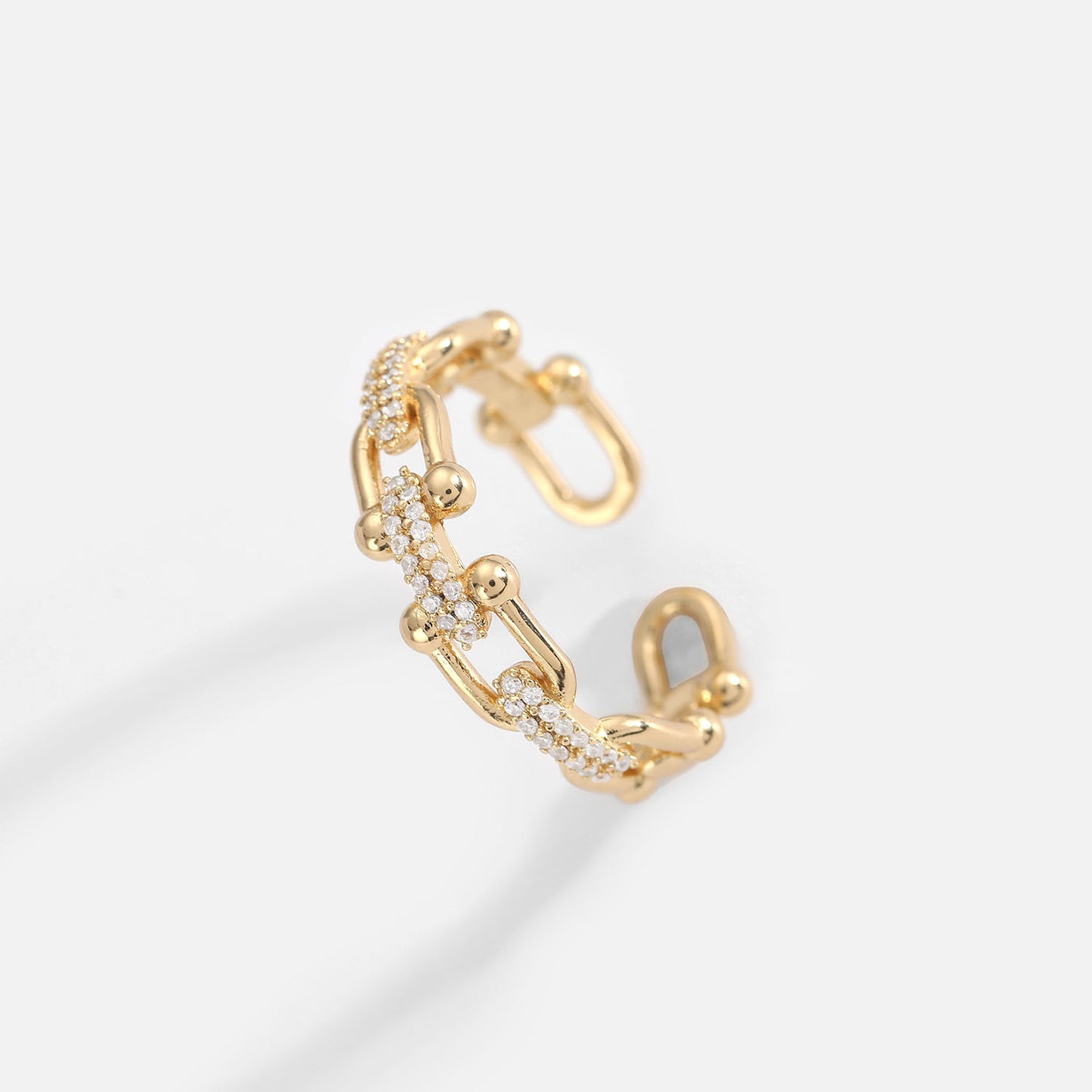 Anello aperto da donna in ottone placcato oro 18K sottovuoto con zirconi geometrici lucidi