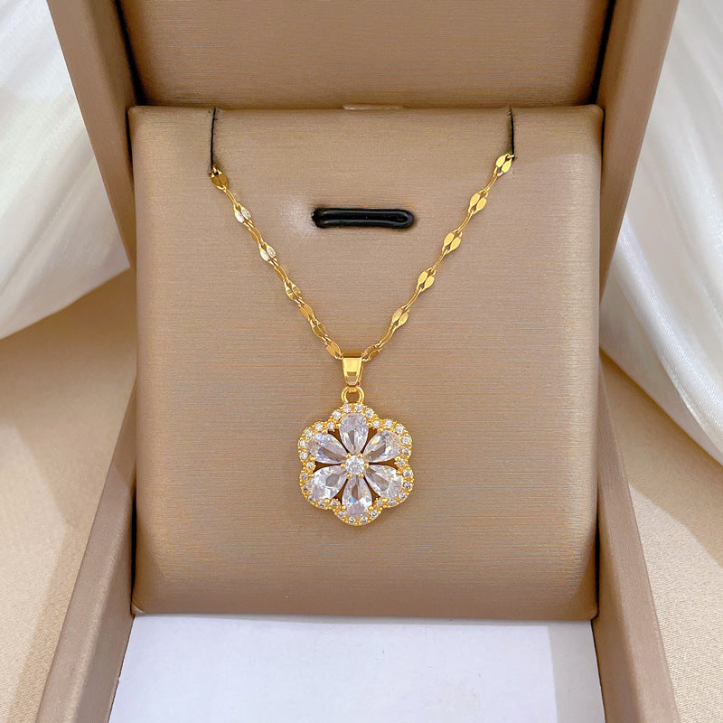 Collar geométrico minimalista de acero de titanio dulce con colgante incrustado de diamantes de imitación para mujer