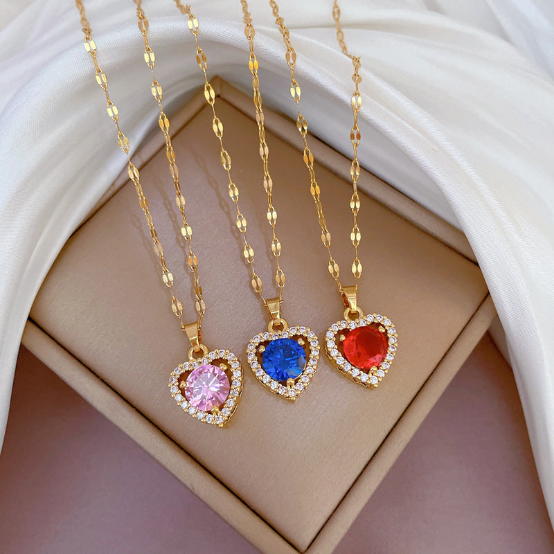 Collana Pendente Geometrica a Cuore in Acciaio al Titanio Fresca e Lussuosa da Donna