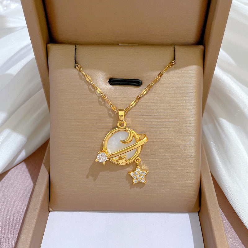 Collana in acciaio al titanio placcato di lusso geometrico da donna con catena a labbra, pendente dolce per festa di matrimonio