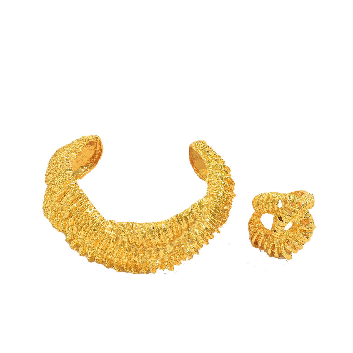 Pulsera de brazalete abierto con diseño arrugado geométrico de moda chapado en oro de 18 quilates para mujer