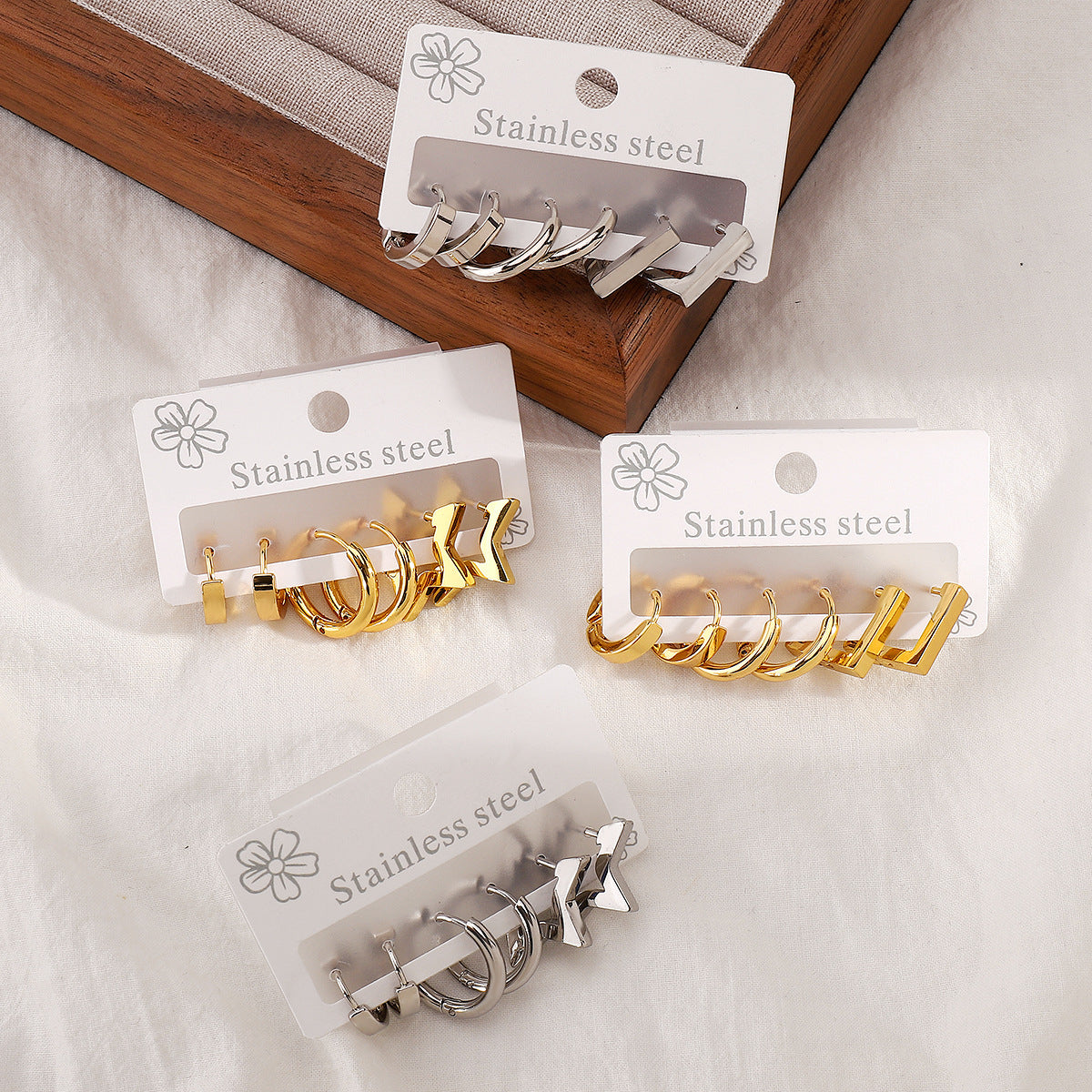 Minimalist Stainless Steel Star-Shaped Geometric Stud Earrings with Plating Finish