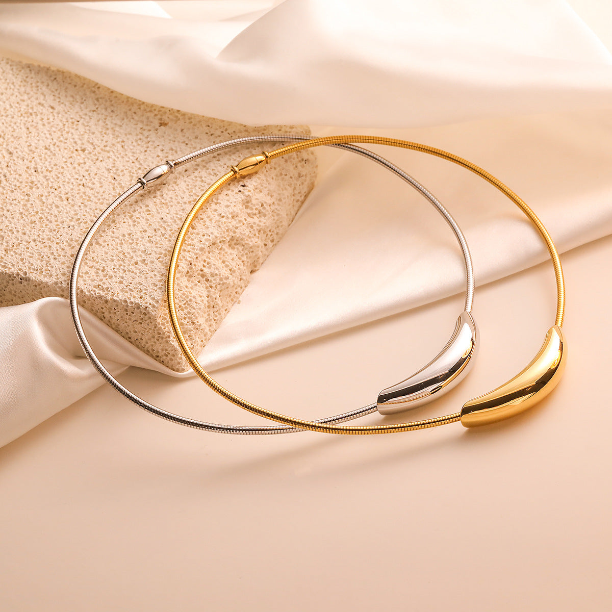 Minimalist Geometric Titanium Steel Necklace for Women with Irregular Shape Design, Fade-Resistant Fashion Pendant