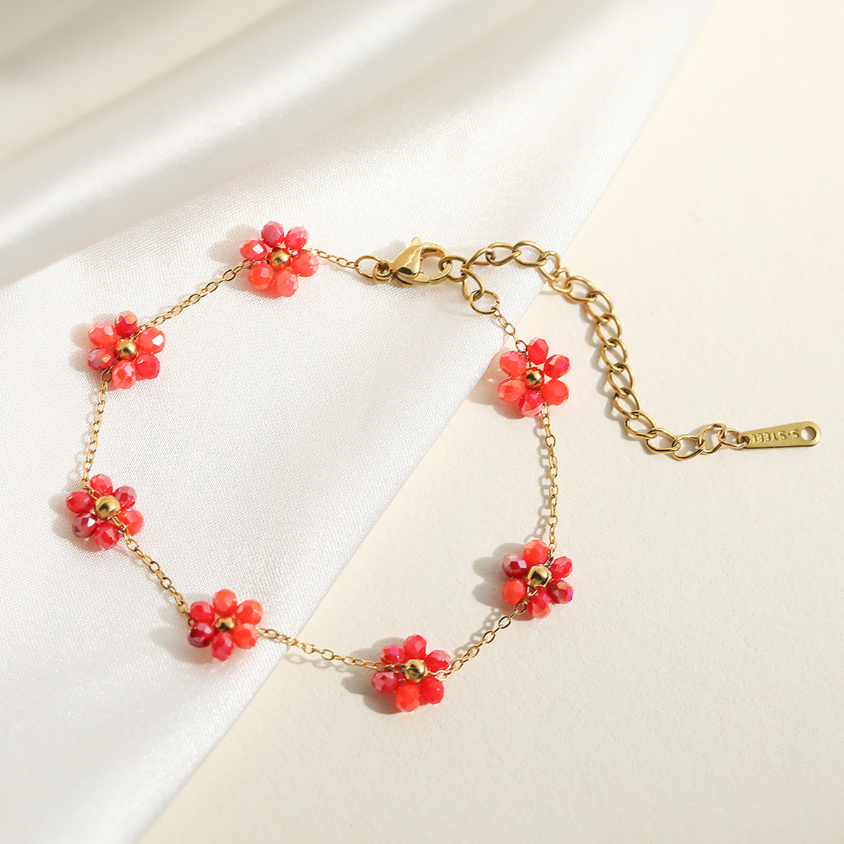 Fashion 18K Gold Plated Floral Beaded Stainless Steel Bracelet for Women