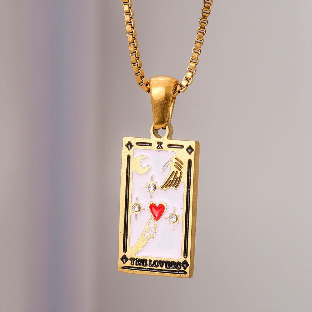 Collar con colgante de tarjeta de tarot de acero inoxidable de moda vintage con incrustaciones de diamantes de imitación y acabado esmaltado, colgante geométrico rectangular en cadena tipo box para mujer