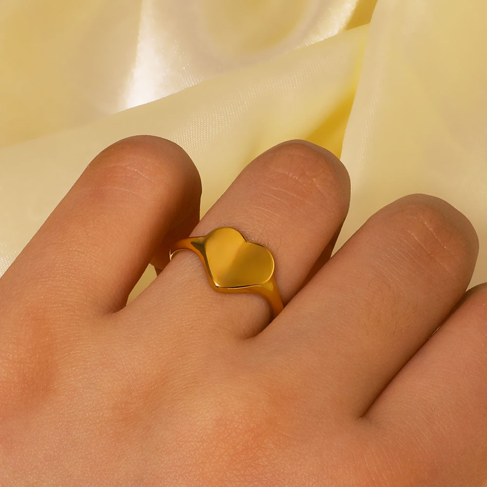 Minimalist Heart-Shaped Polished Stainless Steel Ring with 18K Gold Plating Unisex Adjustable Band