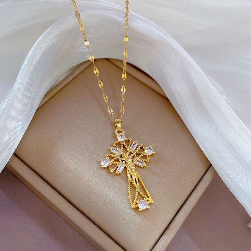 Collana in Stile Cartone Animato con Cuore in Acciaio al Titanio con Pendente in Rame e Intarsio di Strass per Donne e Uomini