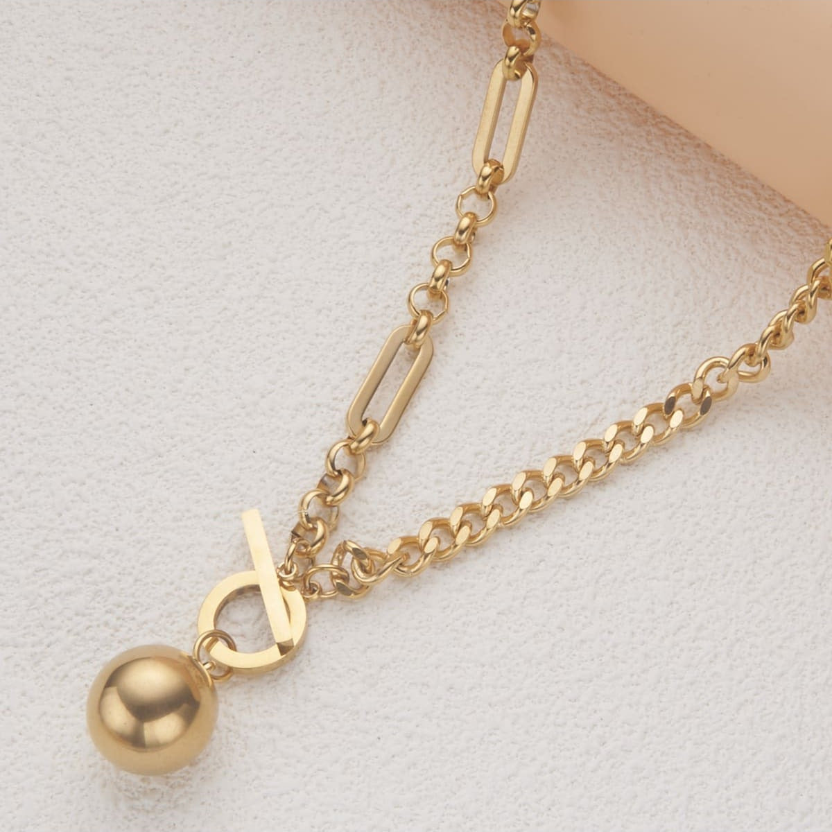 Minimalist Geometric Stainless Steel Pendant Necklace with Titanium Steel Ball Charm and Electroplated Finish for Unisex Casual Wear