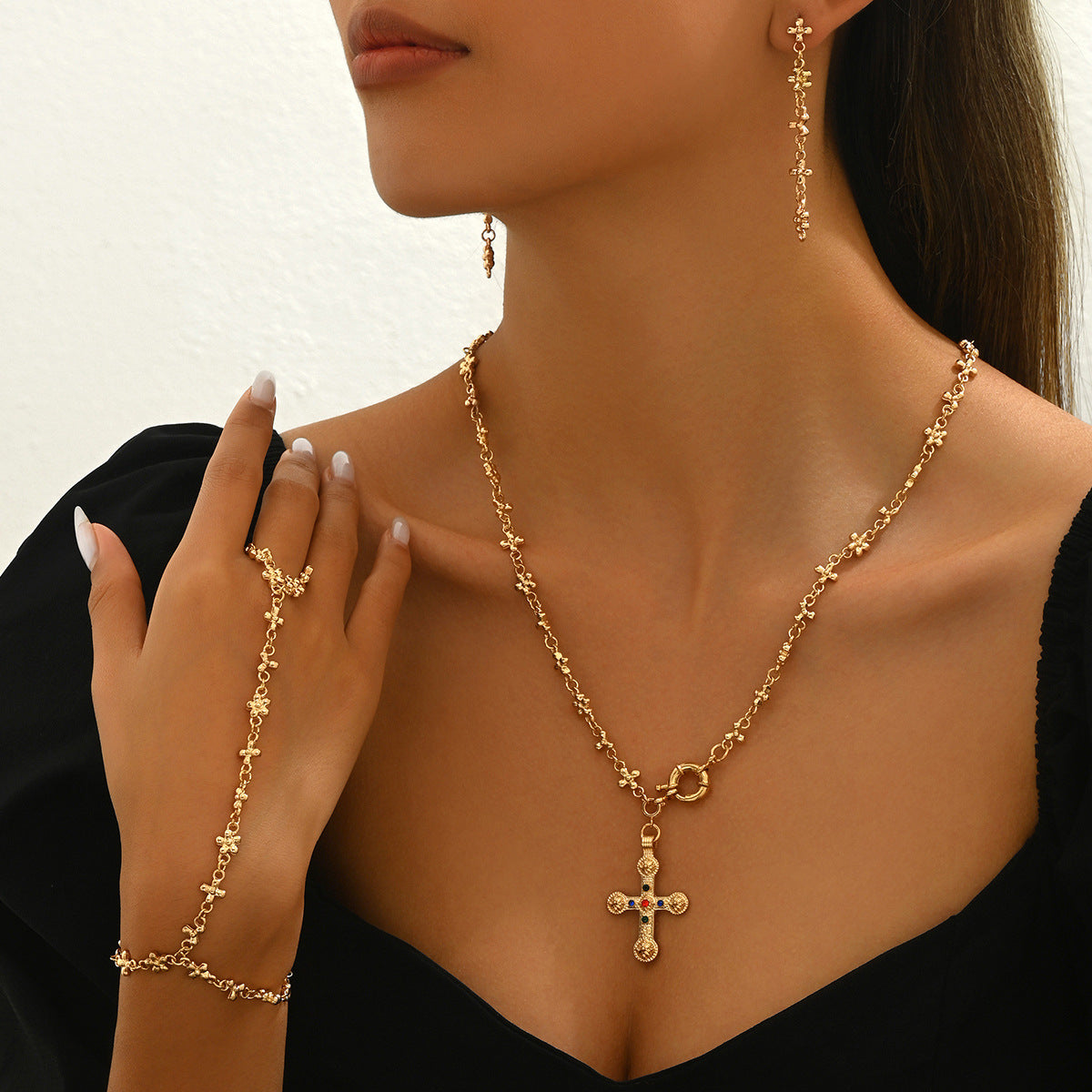 Set di collane con ciondolo a croce alla moda per donna, con catena in lega e gemme artificiali intarsiate