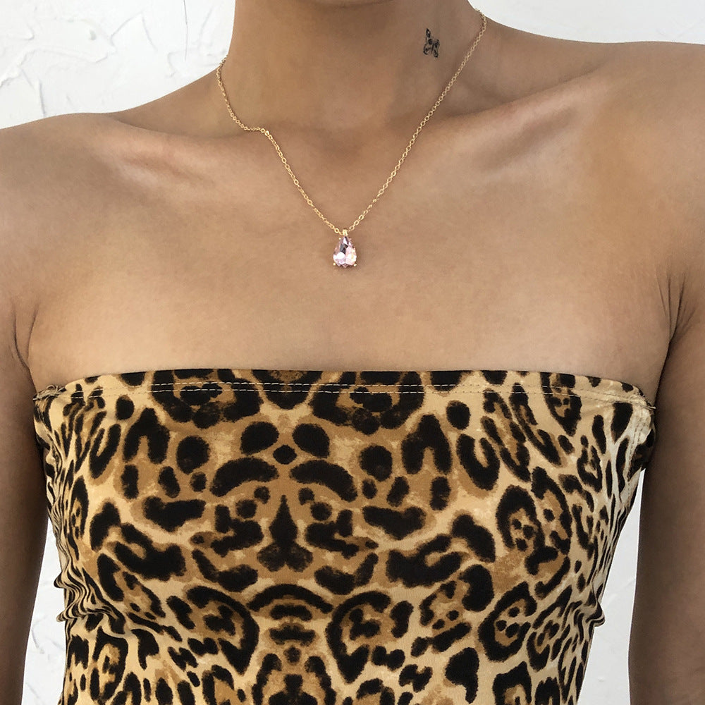Collar con colgante minimalista geométrico en forma de gota de agua para mujer, cadena de aleación con detalles de pedrería