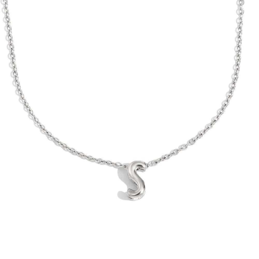Fashionable Minimalist Letter Pendant Necklace in Stainless Steel with 18K Gold Plating for Women