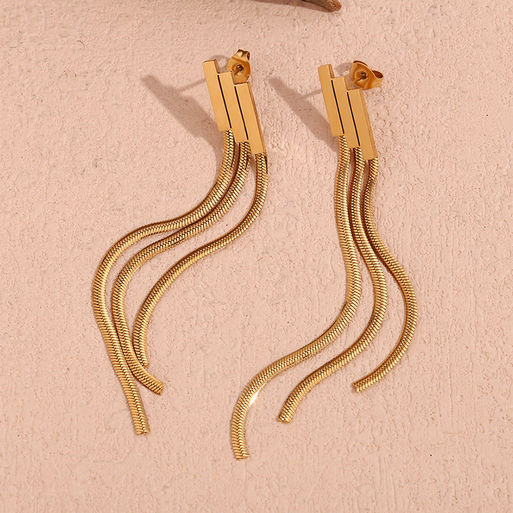 Aretes de acero inoxidable geométricos minimalistas con diseño escalonado chapado en oro de 18 quilates y cadena colgante para mujer
