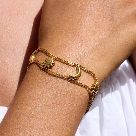 Bracciale minimalista a stella geometrica in acciaio inossidabile da donna con finitura galvanica, gioiello di lusso ipoallergenico e resistente allo sbiadimento