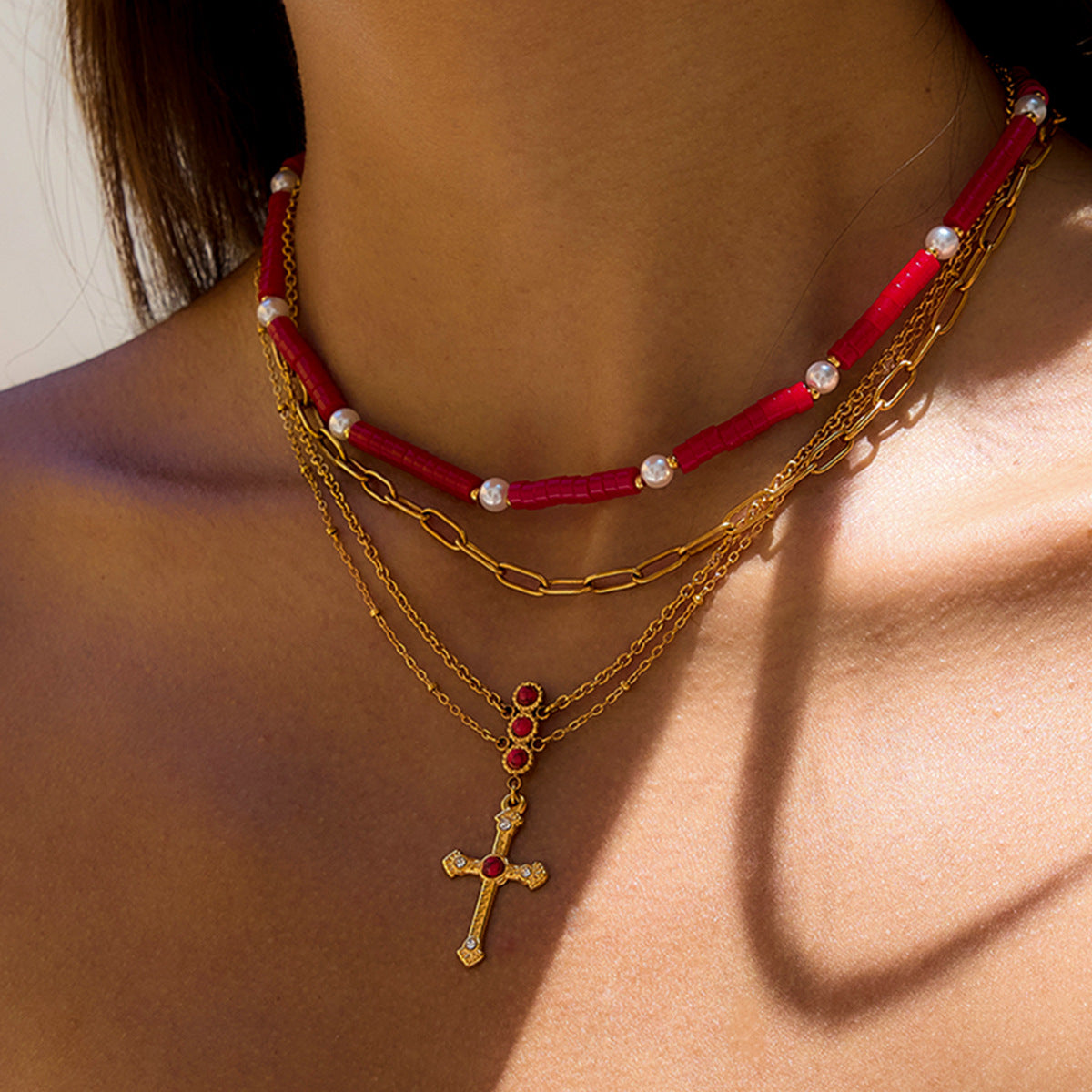 Collana con Pendente a Croce Geometrica in Acciaio Inossidabile con Ciondolo in Acciaio al Titanio, Elettroplaccata per un'Eleganza che non Sbiadisce