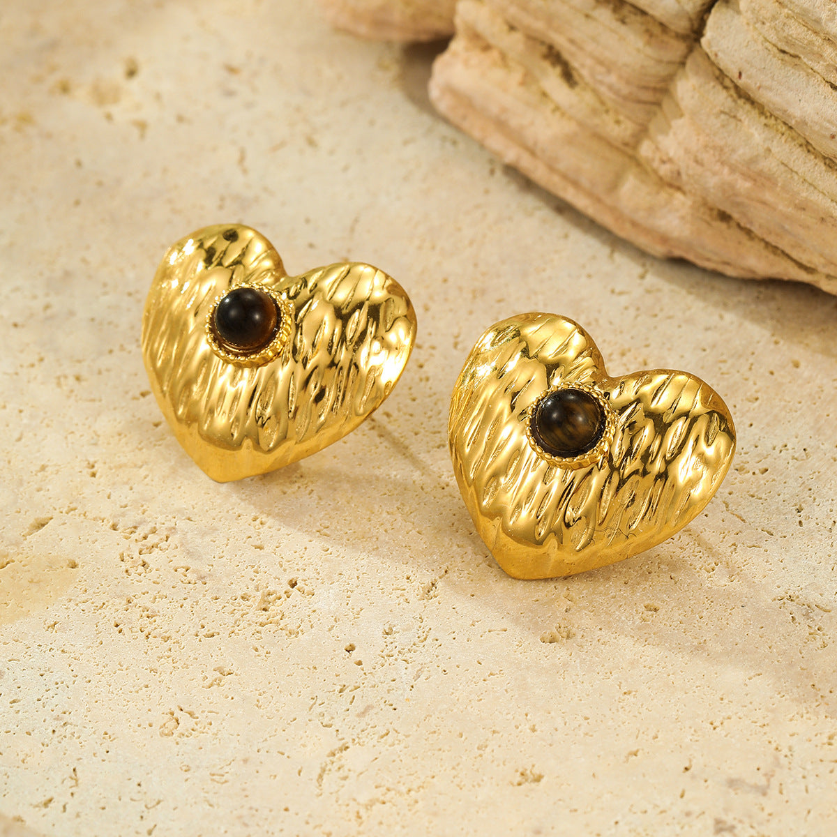 Pendientes de Acero de Titanio con Forma de Corazón Estilo Vintage con Incrustaciones de Piedra Natural y Baño de Oro de 18K