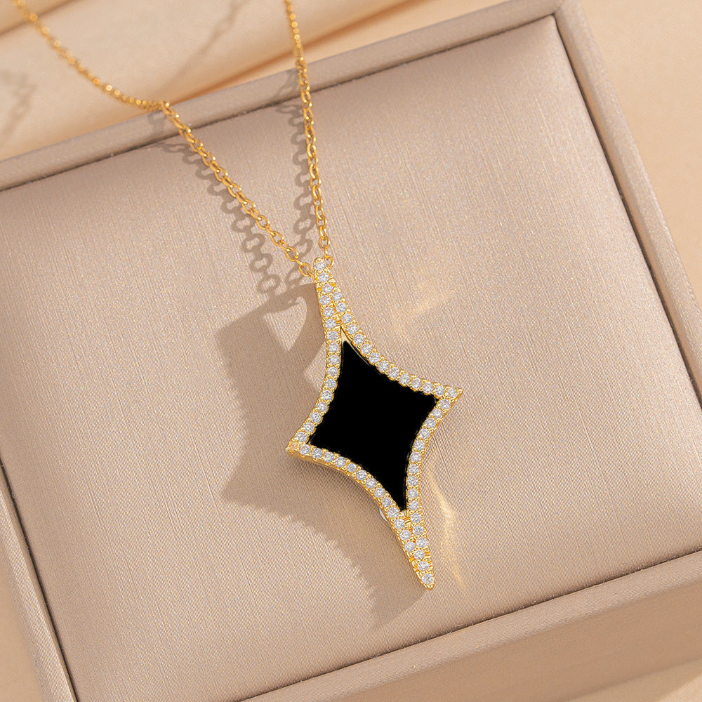 Light Luxury Star-Shaped Pendant Necklace for Women with 18K Gold Plated Copper and Titanium Steel O-Chain