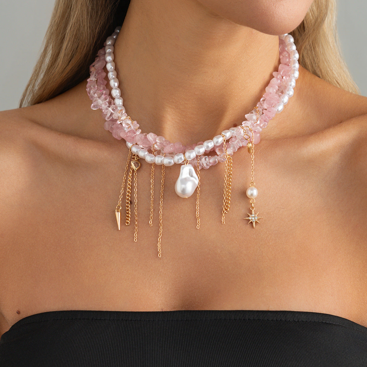 Sweet Geometric Star Brass Plated Necklace with Imitation Pearl Tassel and Rivet Details for Women