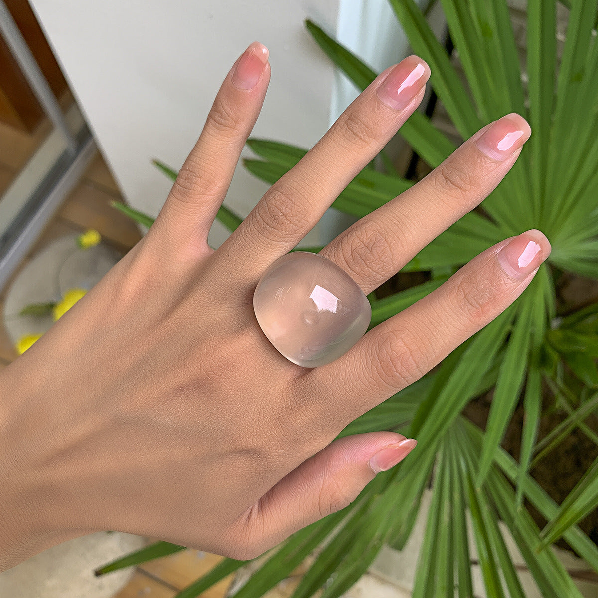 Minimalist Geometric Oval Polished Resin Ring for Women