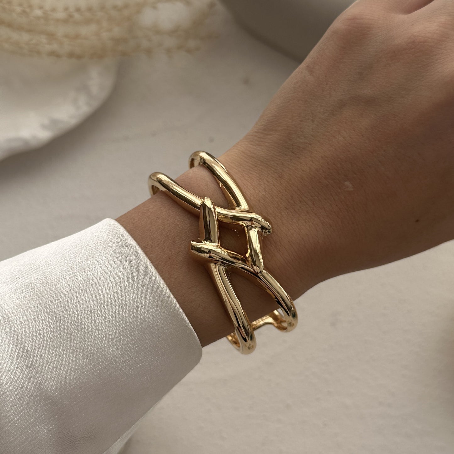 Set di bracciali a polsino placcati in lega geometrica per impieghi gravosi
