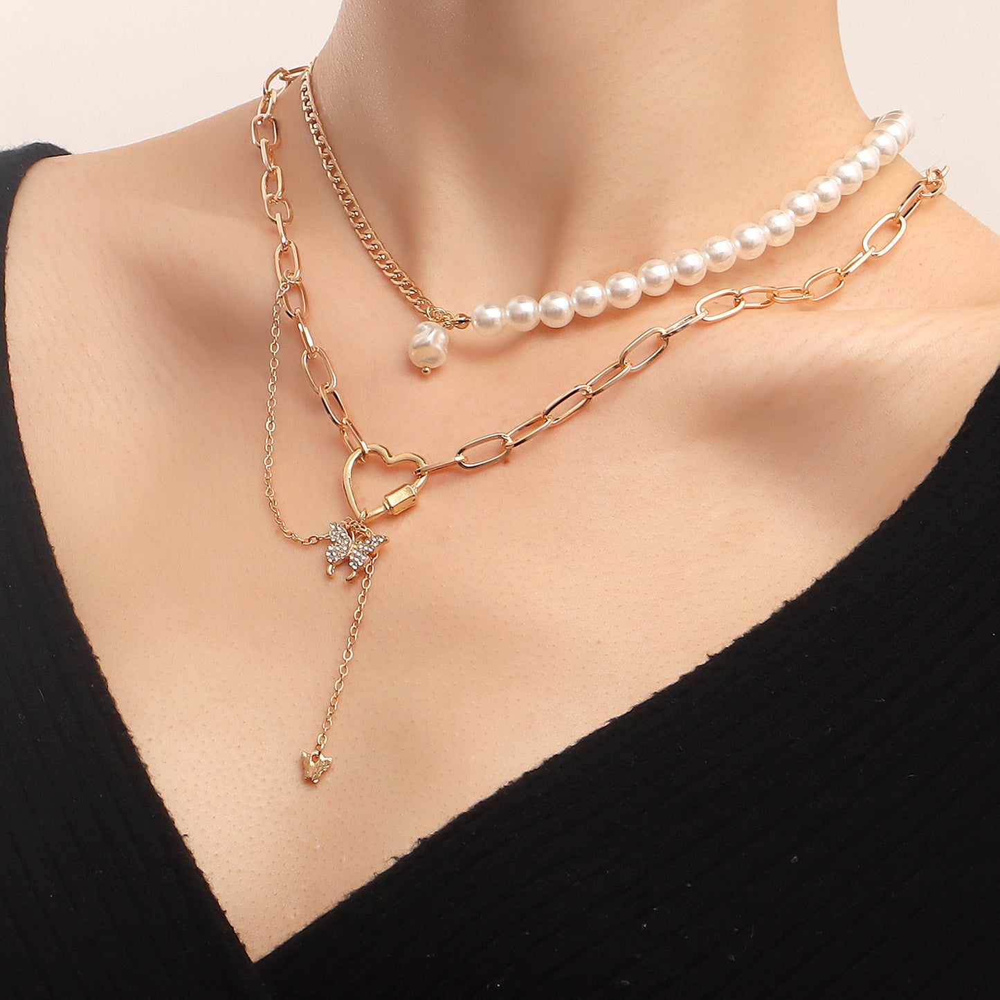 Retro Rustic Geometric Heart and Butterfly Pendant Necklace with Pearl-Like Beaded Chain in Alloy with Plating Finish