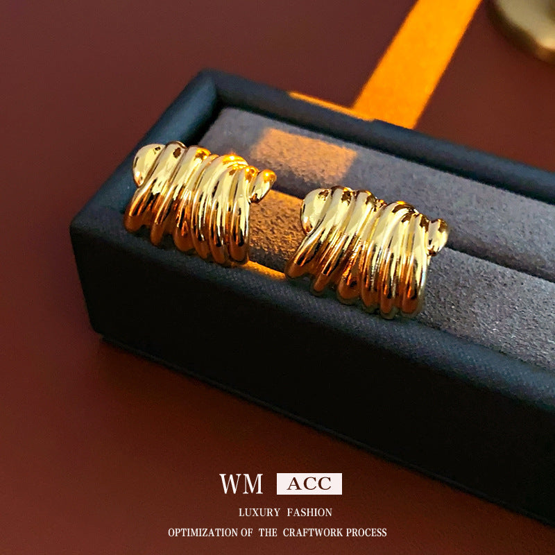 Pendientes colgantes de metal con acabado chapado, diseño floral geométrico de corazón, estilo vintage chic para mujer