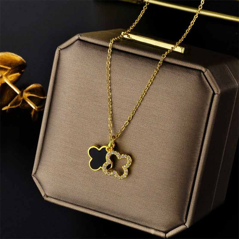 Elegante collana con ciondolo a quadrifoglio da donna in acciaio al titanio con placcatura in oro e design a conchiglia a doppio lato